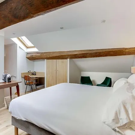 Louvre Richelieu 3* Paris