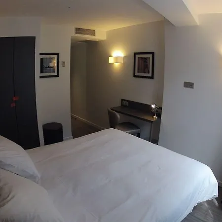 Hotell Louvre Richelieu 3*