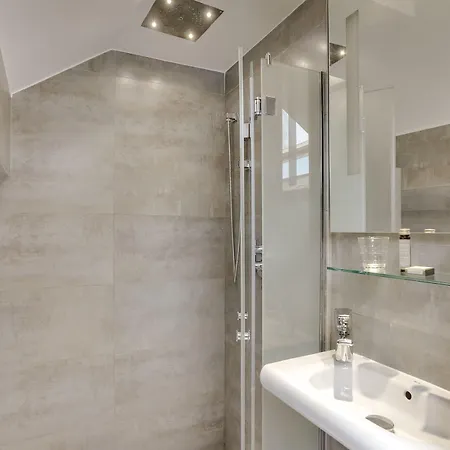Hotel Louvre Richelieu 3*