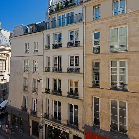 里切里尔卢浮酒店 3* 巴黎