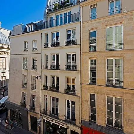 Louvre Richelieu Hotel 3*