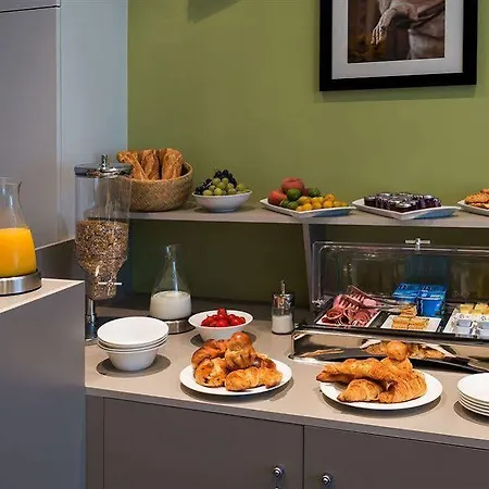 Hotell Louvre Richelieu 3*