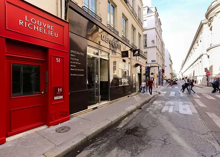 루브르 리슐리외 호텔 3*