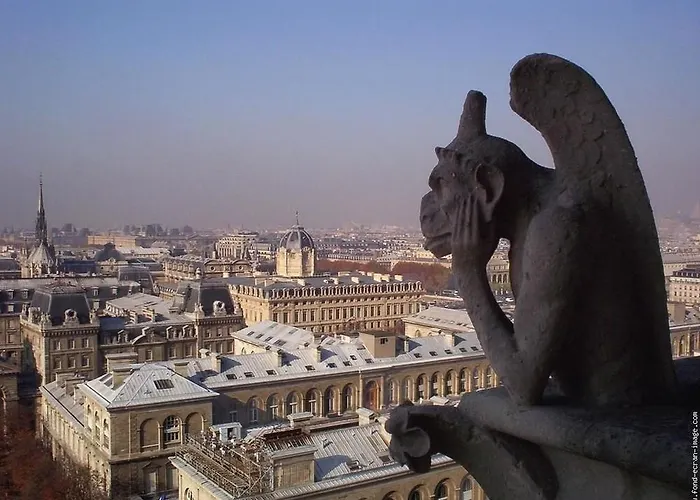 루브르 리슐리외 호텔 3*