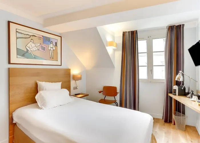 Hotel Louvre Richelieu 3*
