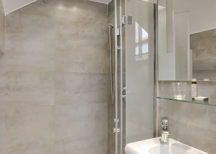 里切里尔卢浮酒店 3* 巴黎