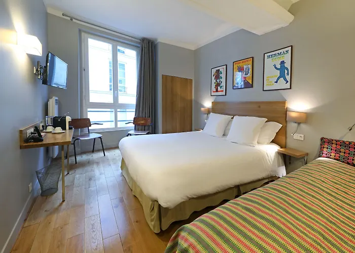 里切里尔卢浮酒店