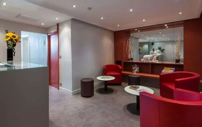 酒店 里切里尔卢浮酒店