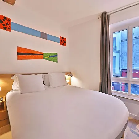Louvre Richelieu Hotel 3*