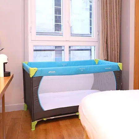 Louvre Richelieu Hotel 3*