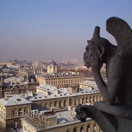 Louvre Richelieu Hotel 3*