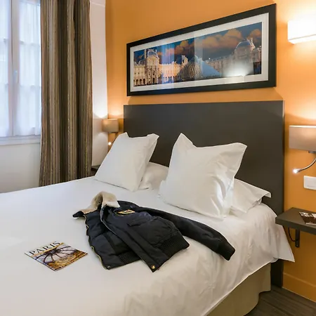 ホテル ルーヴル リシュリュー パリ