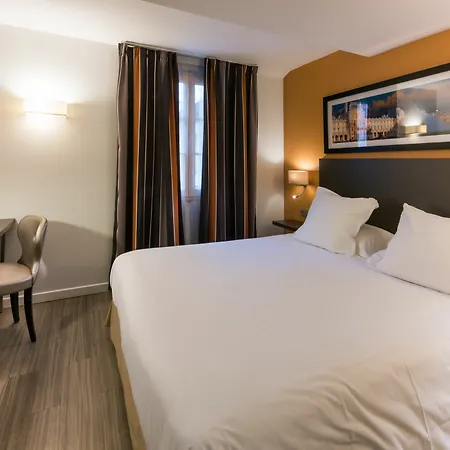 Louvre Richelieu Hotel 3*